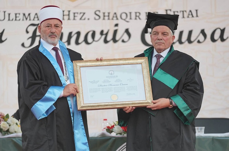 KREU I BFI së SHAQIR FETAI NDEROHET ME TITULLIN  DOCTOR HONORIS CAUSA 