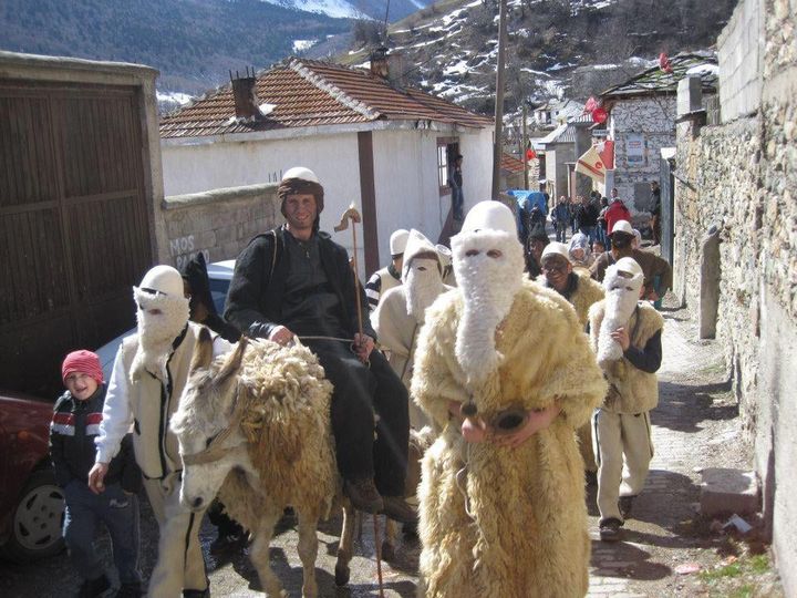 Nesër më 20 Prill organizohet manifestimi tradicional  KARNEVALET ILIRE 2024  të Malësisë së Sharrit në fshatin Bozovcë të Tetovës