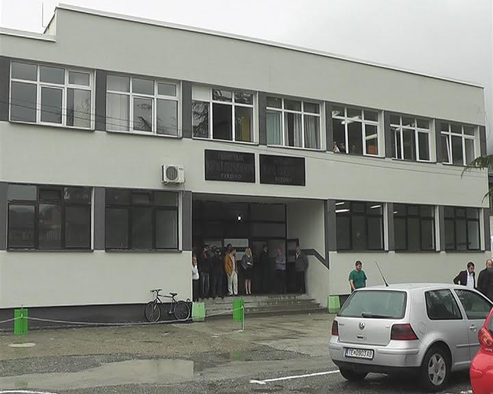 Revizioni thekson se janë hasur shkelje të shumta financiare në gjimnazin e Tetovës “Kiril Pjeçinoviq”