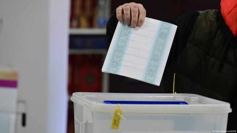 Analiza e DW: Për kë do të votojnë shqiptarët në Maqedoninë e Veriut?